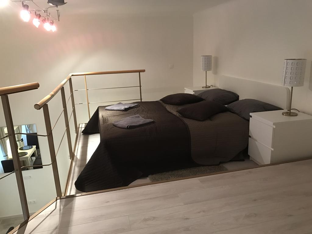 Goldcentral Apartment Gozsdu ブダペスト エクステリア 写真